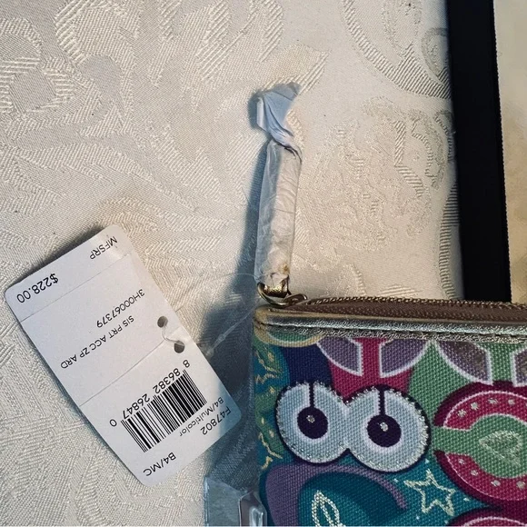 Coach Rare NWT Poppy Pop C Jazzy Signature Wallet Vibrant Design MSRP $228 - Picture 4 of 12